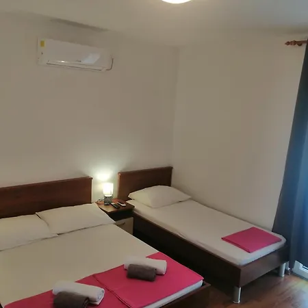 Apartamento Tina *