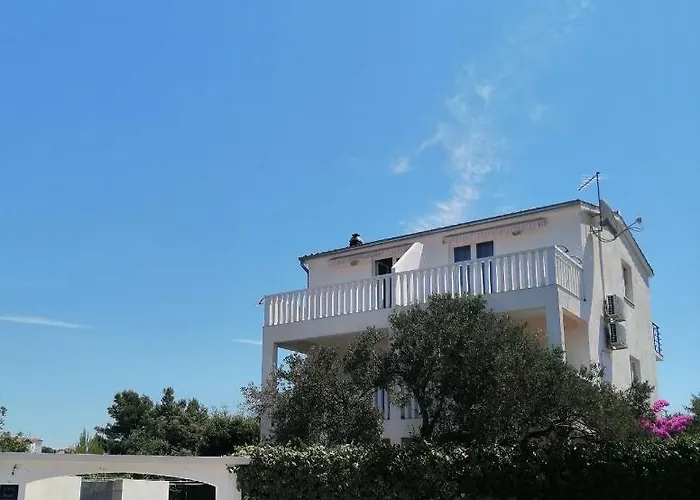 Tina Appartamento Ražanj